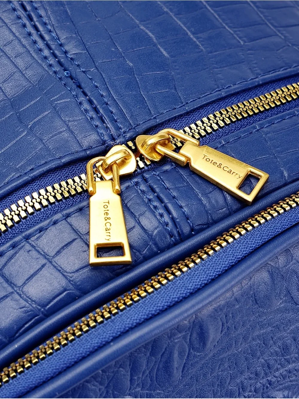 Tote&Carry Statement Traveler Royal Blue Croc Backpack